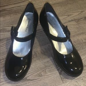 Girls dress shoes